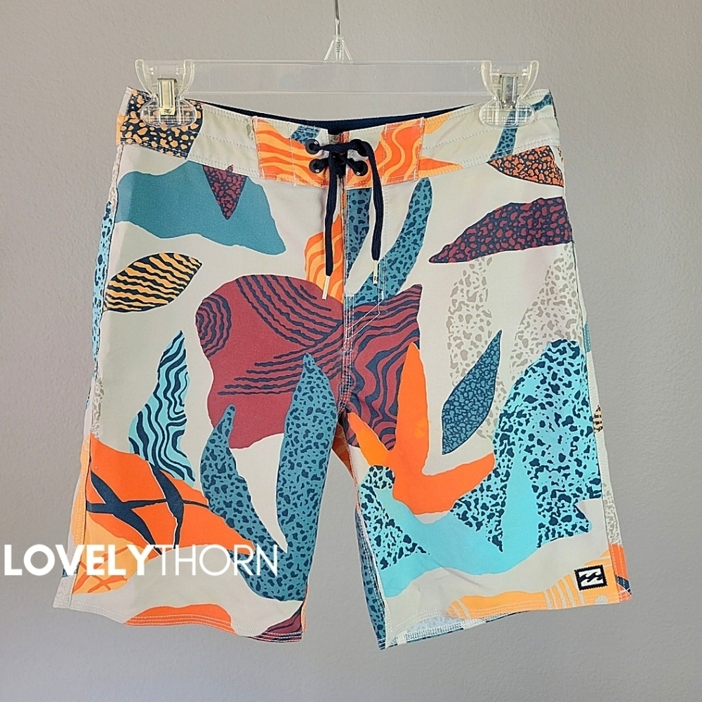 BILLABONG // graphic waist tie surf board shorts
